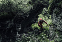 Lade das Bild in den Galerie-Viewer, MTB Helmet Traze Amp MIPS
