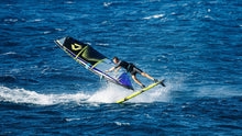 Lade das Bild in den Galerie-Viewer, action_shot
