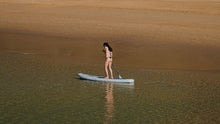 Carica l'immagine nel visualizzatore di Gallery, action_shot