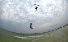 Charger l&#39;image dans la galerie, Dice 2019
