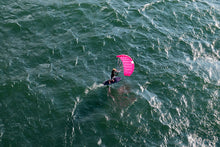 Carica l'immagine nel visualizzatore di Gallery, action_shot
