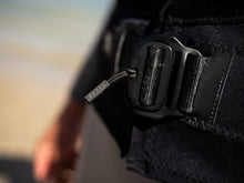 Charger l'image dans la galerie, action_shot