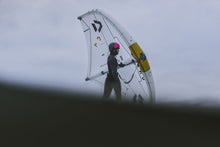 Lade das Bild in den Galerie-Viewer, action_shot