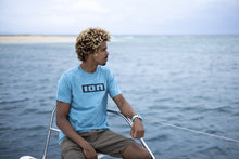 Lade das Bild in den Galerie-Viewer, Herren T-Shirt Logo kurzarm
