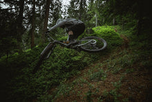 Cargar imagen en el visor de la galería, ION MTB Knee Pads K-Pact 2024