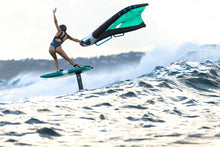 Carica l'immagine nel visualizzatore di Gallery, action_shot