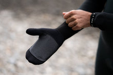 Carica l'immagine nel visualizzatore di Gallery, action_shot
