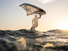 Carica l'immagine nel visualizzatore di Gallery, action_shot