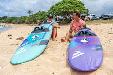 Charger l&#39;image dans la galerie, Grip TE 2023
