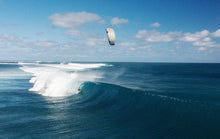 Carica l'immagine nel visualizzatore di Gallery, action_shot