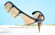 Carica l'immagine nel visualizzatore di Gallery, action_shot