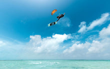 Carica l'immagine nel visualizzatore di Gallery, action_shot