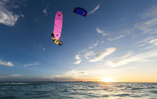 Carica l'immagine nel visualizzatore di Gallery, action_shot