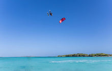 Carica l'immagine nel visualizzatore di Gallery, action_shot
