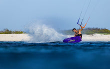 Carica l'immagine nel visualizzatore di Gallery, action_shot