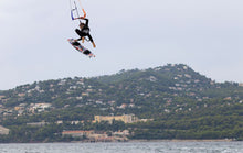 Lade das Bild in den Galerie-Viewer, action_shot