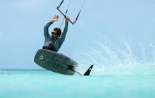 Lade das Bild in den Galerie-Viewer, action_shot