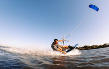 Carica l'immagine nel visualizzatore di Gallery, action_shot