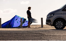 Carica l'immagine nel visualizzatore di Gallery, action_shot