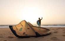 Carica l'immagine nel visualizzatore di Gallery, action_shot