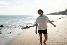 Lade das Bild in den Galerie-Viewer, Duotone Apparel Tee Whisk SS undyed women 2024
