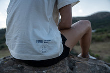 Lade das Bild in den Galerie-Viewer, Duotone Apparel Tee Whisk SS undyed women 2024
